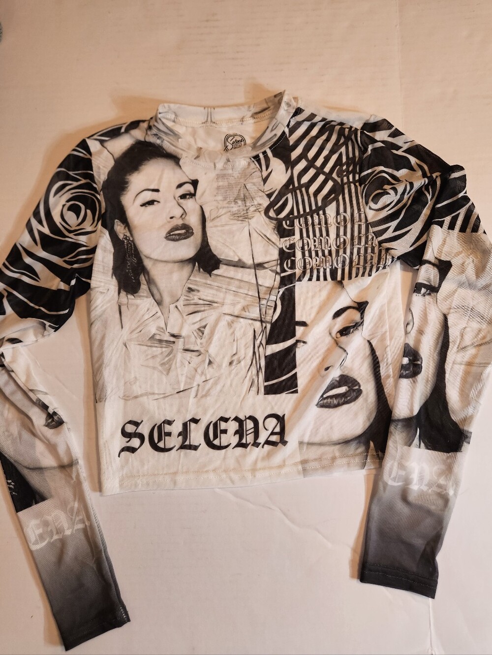 Selena Small Black & White Long Sleeve Crop Top